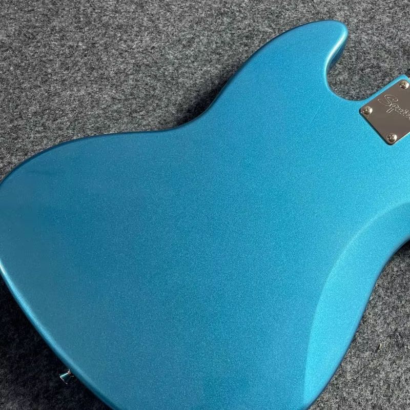 4 Telli Tasarımlı ve Beyaz Büy - Bass Guitar Strings incelemesi ve fiyatı